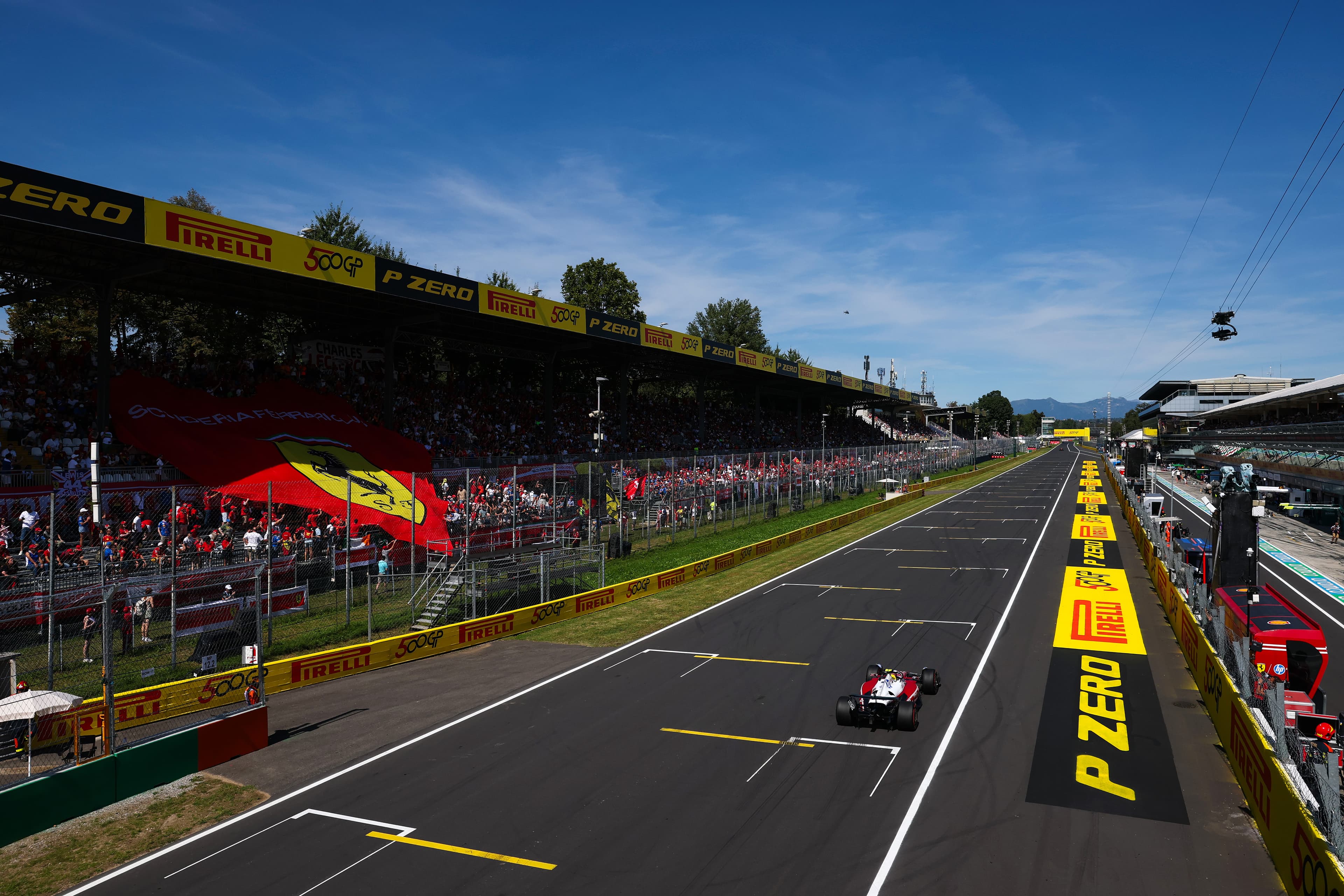 Формула 1: Ferrari разделила программу обновлений SF-26 перед этапом в Монце