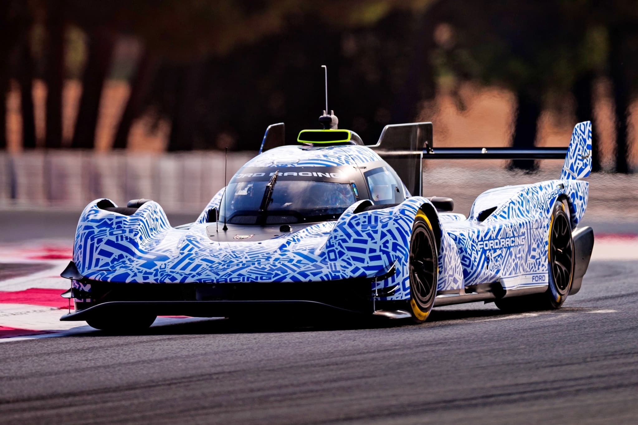 FIA WEC: Ford представил новый гиперкар для участия в чемпио