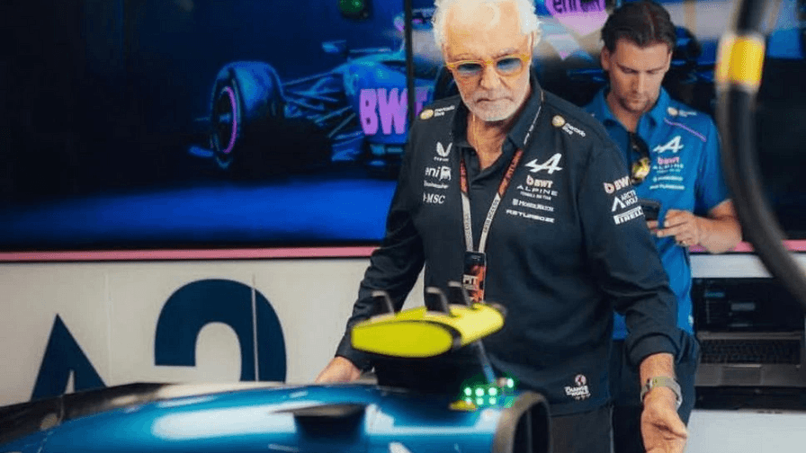 Формула-1: Флавио Бриаторе обвинил судью FIA в связях с McLaren после решения по делу Гасли