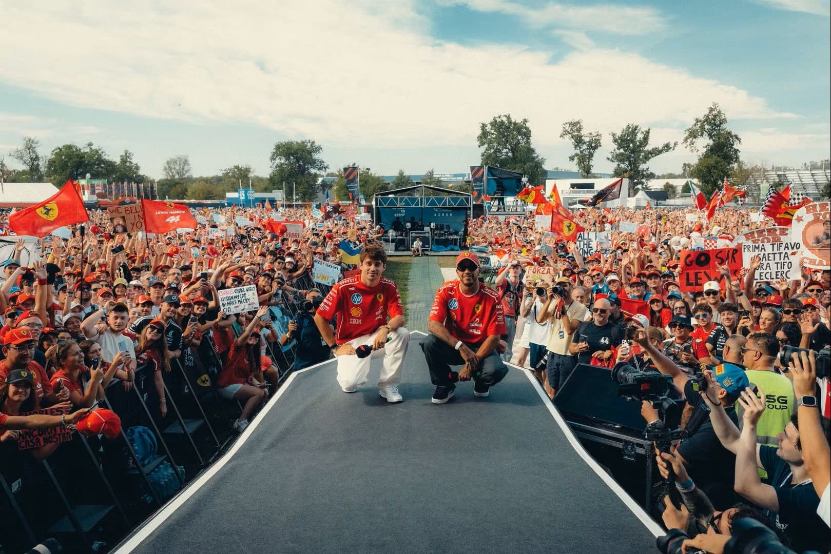 Ferrari не отдаёт приоритет одному из пилотов