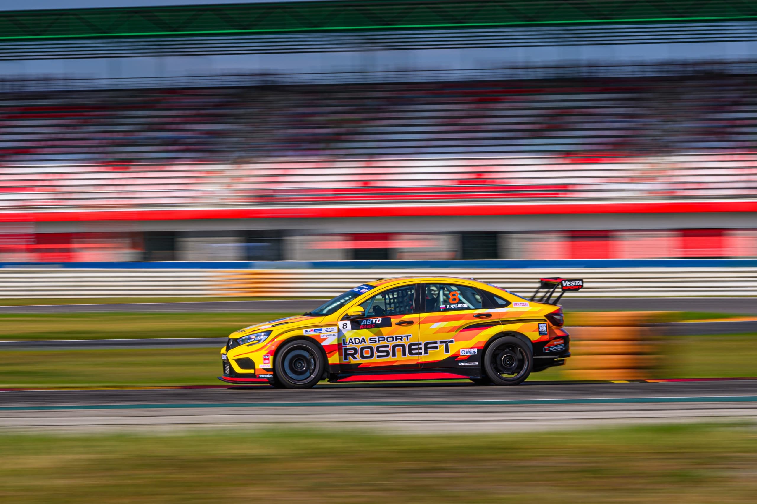 SMP TCR Russia: первая победа LADA Vesta TCR в Нижнем Новгороде
