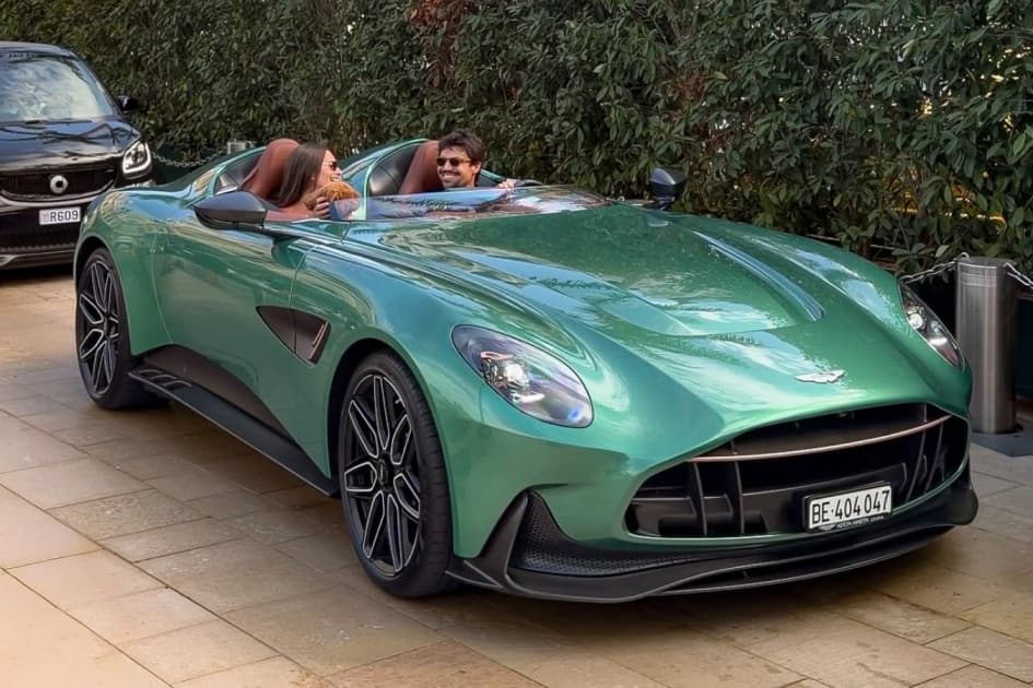 Лэнс Стролл замечен за рулём редчайшего Aston Martin DBR22 в Монако