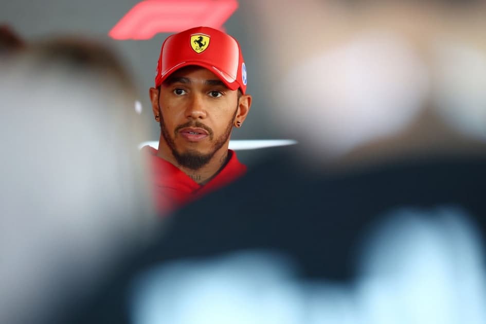 Гран-при Нидерландов. Хэмилтон о командной тактике Ferrari и Mercedes