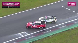RDS GP: жёсткое столкновение Астапова и Клямко в парном заезде, оба автомобиля повреждены