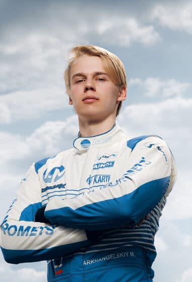 Пилот SMP F4 Архангельский Максим